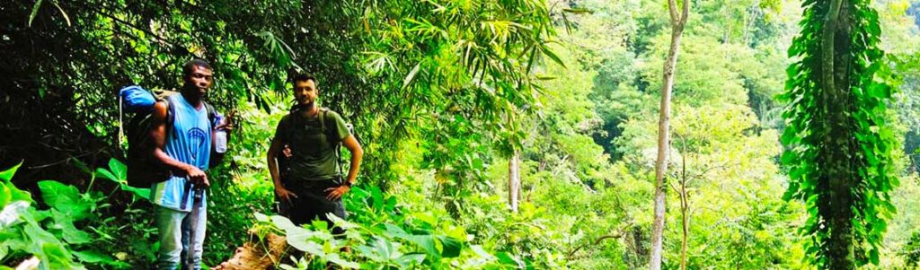 header hike 01